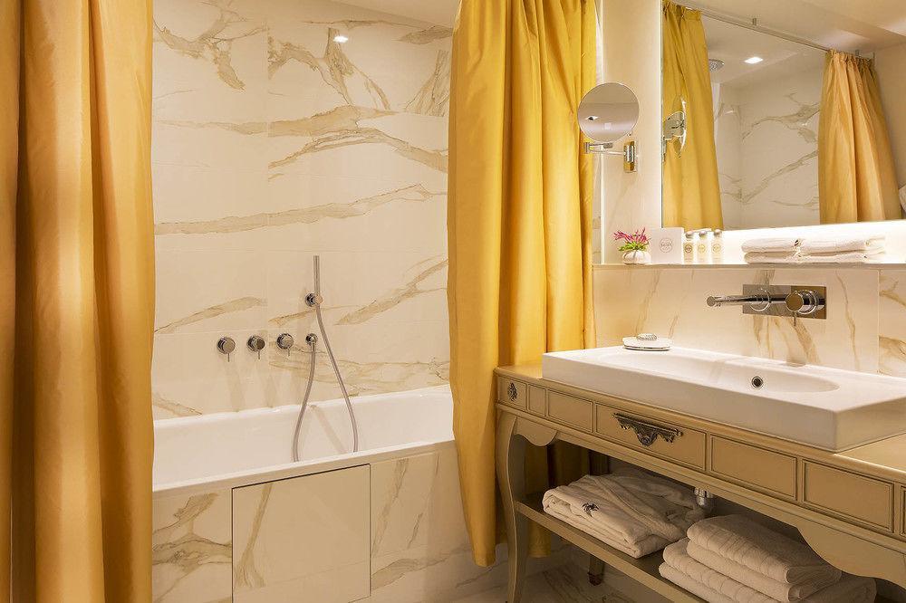 ลา แมซอง ฟาวาร์ต Hotel ปารีส ภายนอก รูปภาพ